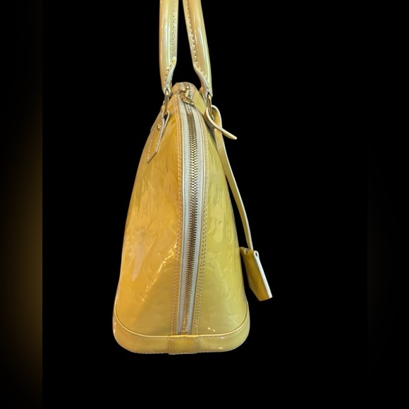 Louis Vuitton Vernis Alma PM – Citrine - Picture 4 of 16